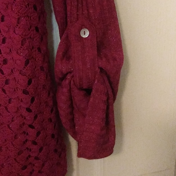 Top - Picture 2 of 3